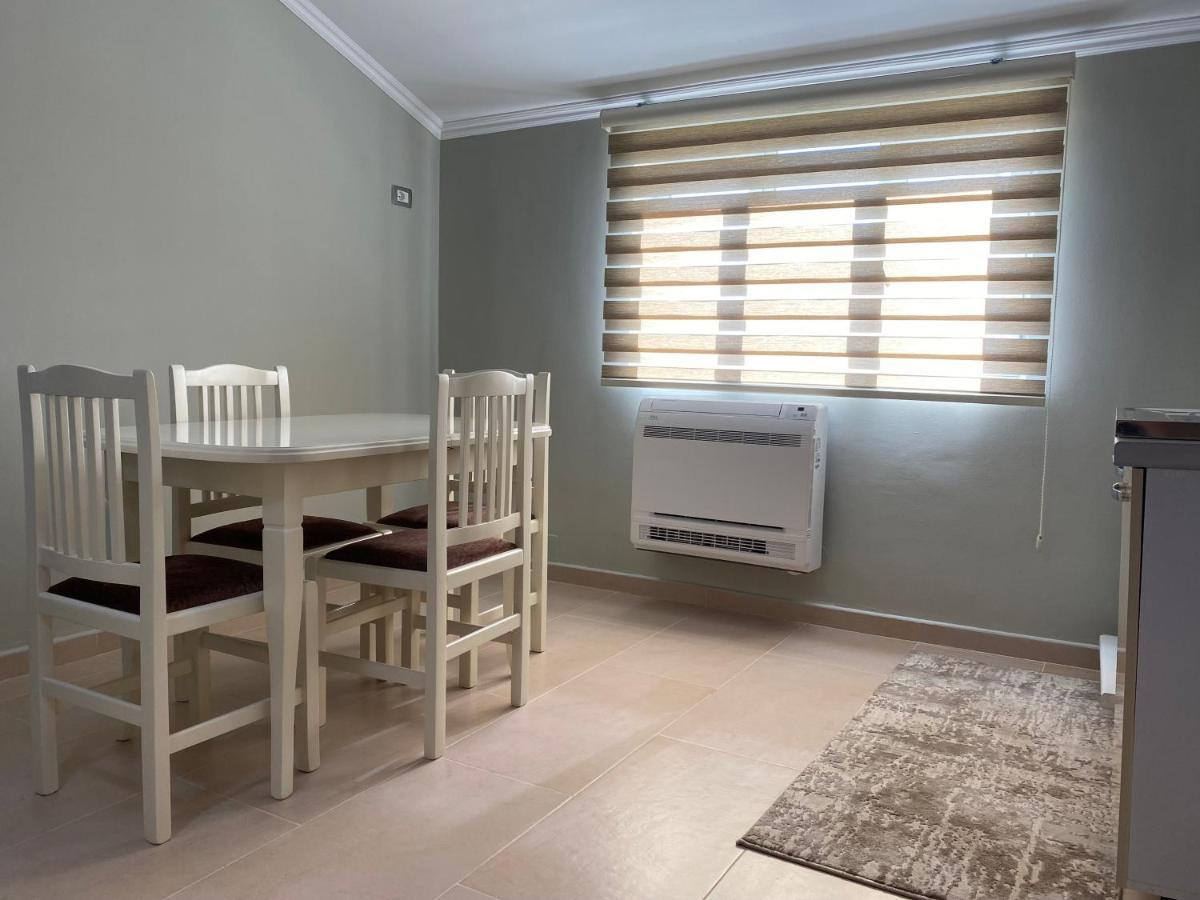 Cozy Guesthome คอร์เชอ ภายนอก รูปภาพ